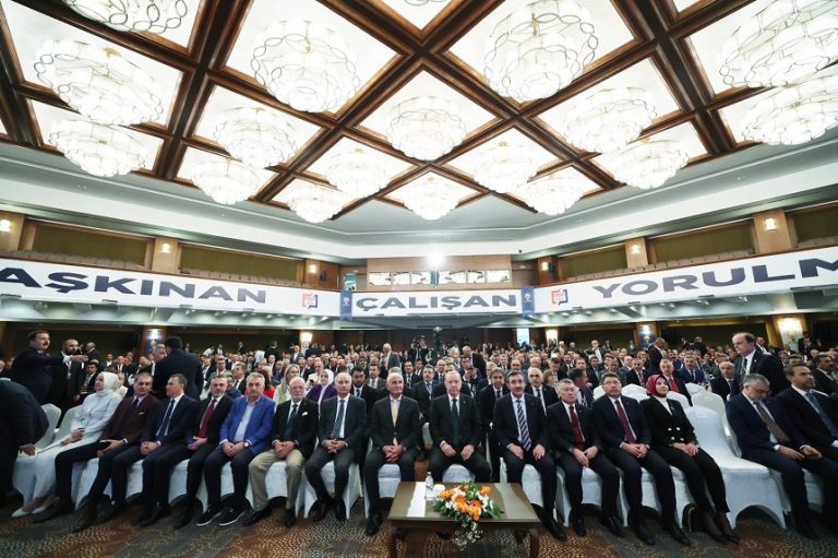 Başkan Görgel, Yerel Yönetimler İstişare ve Değerlendirme Toplantısı’na Katıldı