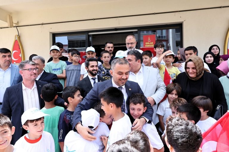 Onikişubat Belediyesi’nin TÜGVA işbirliğindeki Yaz Okulu başladı