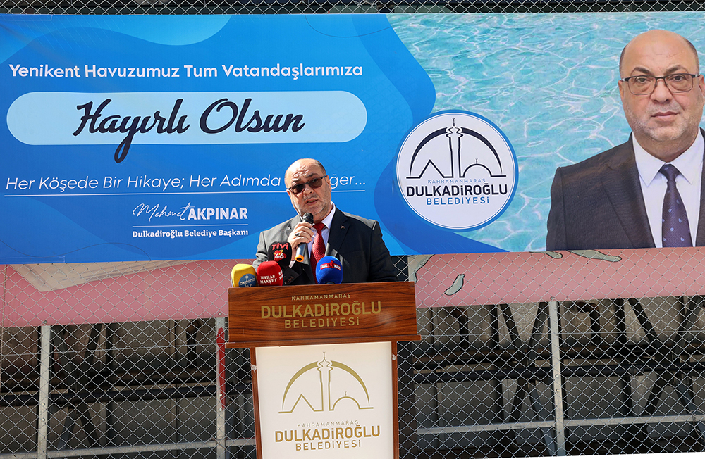 Başkan Akpınar, Yenikent Yüzme Havuzunda Eğitim Gören Çocukların Heyecanına Ortak Oldu