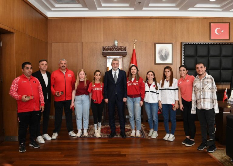 Görgel; “Kahramanmaraşlı Sporcular Dünyaya İlham Oluyor”