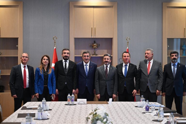 KMTSO Başkanı Buluntu’dan Cumhurbaşkanı Yardımcısı Yılmaz’a Ziyaret