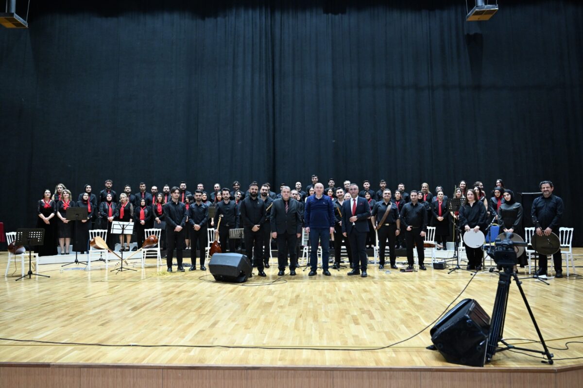 KSÜ’de 5. Geleneksel Türk Halk Müziği Konseri Düzenlendi
