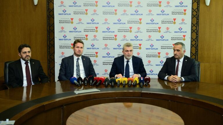 6 Şubat’ta Hasar Gören Camilerin İnşası İçin İmzalar Atıldı