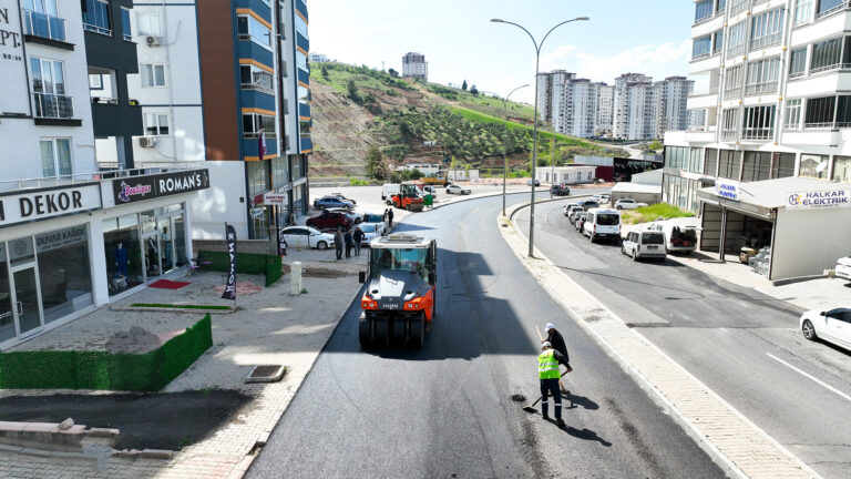 Büyükşehir’den Vadi Mahallesi’nde Konforlu Ulaşım Yatırımı