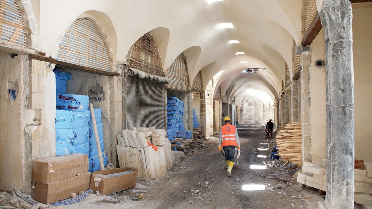 Bölgenin En Eski Çarşısı Ayağa Kaldırılıyor
