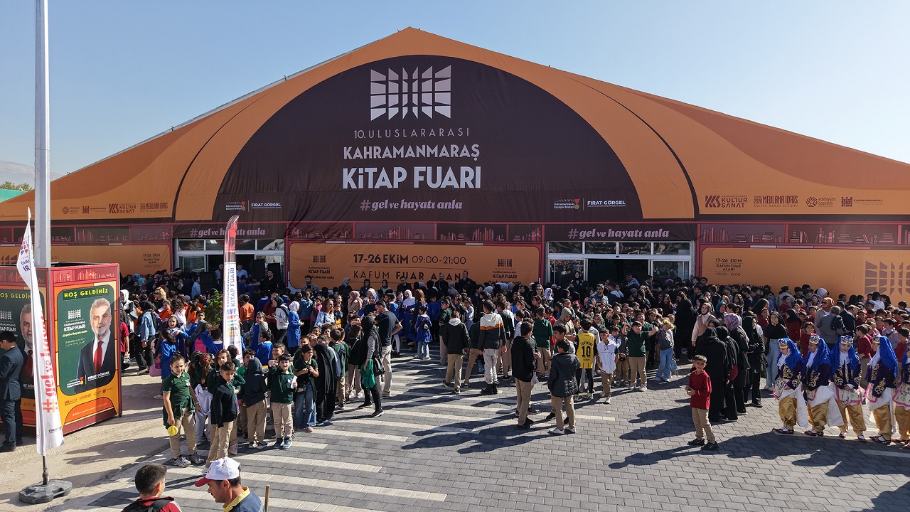 Kitap Fuarı’na Yoğun İlgi; İlk 3 Günde 70 Bin Ziyaretçi