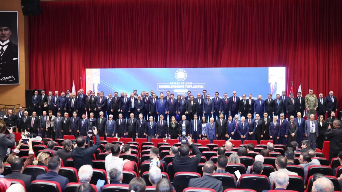 Adalet Bakanı Tunç, Deprem Bölgesindeki Hukuki Süreçleri Değerlendirdi