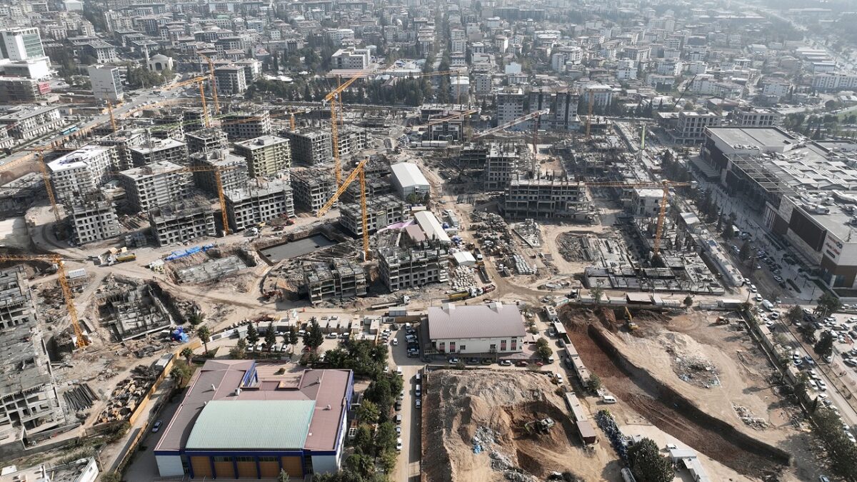 Yeni Konutların Altyapıları da Hızla İnşa Ediliyor