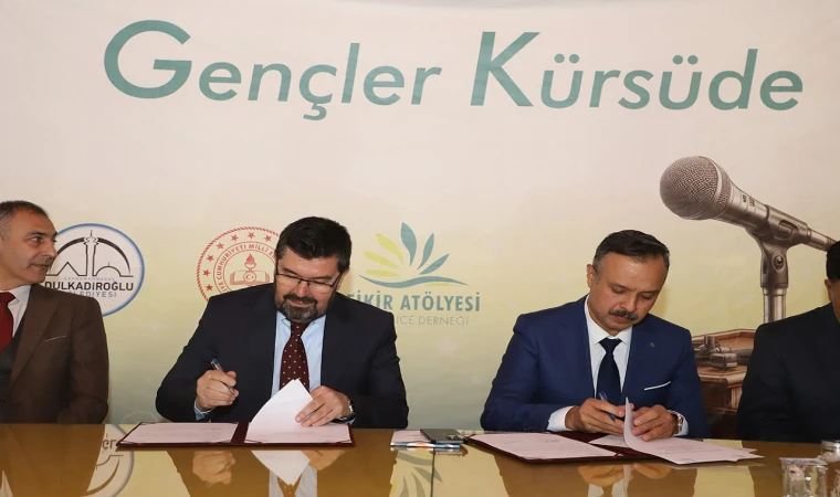 Kahramanmaraş’ta “Gençler Kürsüde” Projesi Tanıtıldı: Yeni Dönem İçin Protokol İmzalandı