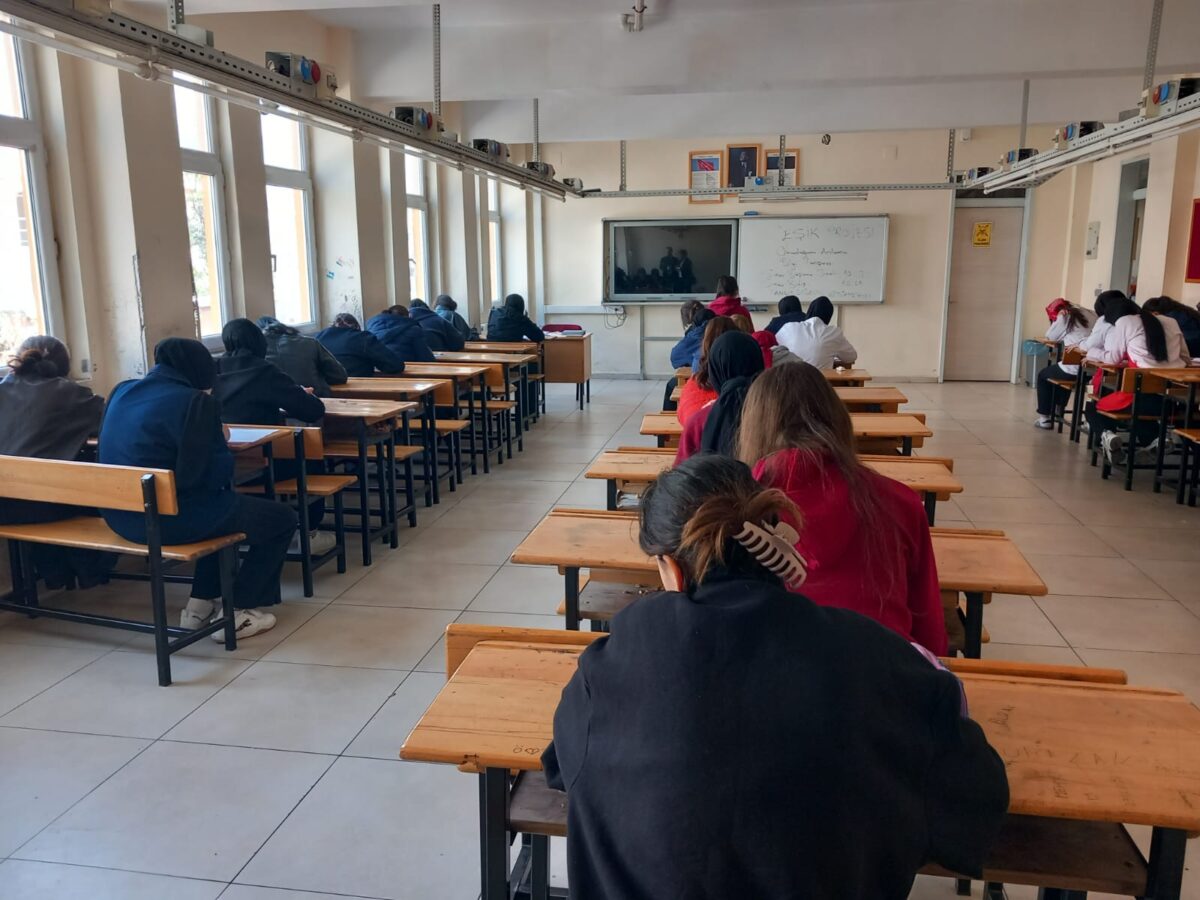 EŞİK Projesi’nde okul birincileri seçildi! Yarı final başlıyor