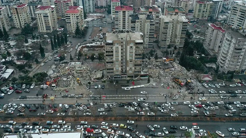 Penta Park davasında şok tahliye: 115 kişiye mezar olan sitenin müteahhidi Özcan Çakmak serbest bırakıldı!