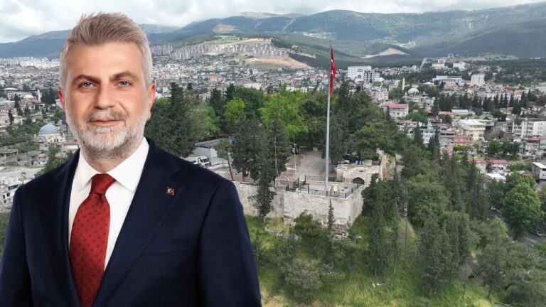 Tarihi Kalede Depremin İzleri Hızla Siliniyor
