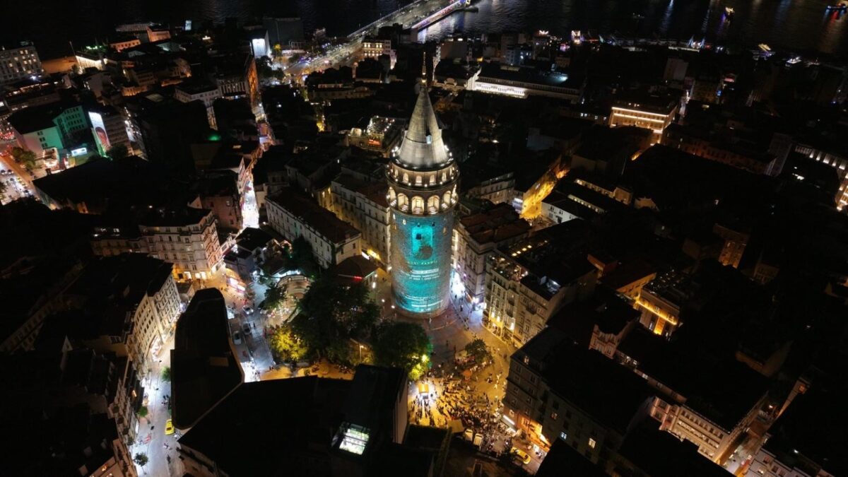 Kahramanmaraş’ın “Edebiyat” Işığı Galata Kulesi’ne Yansıdı