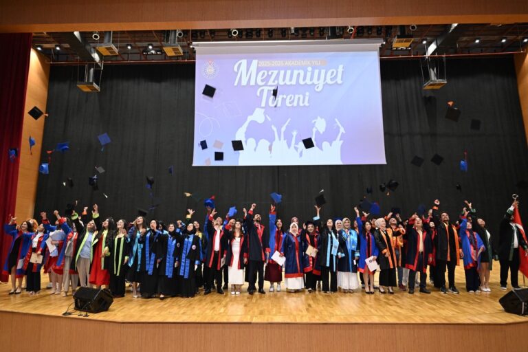 KSÜ 2025-2026 Akademik Yılı Mezunlarını Törenle Uğurladı