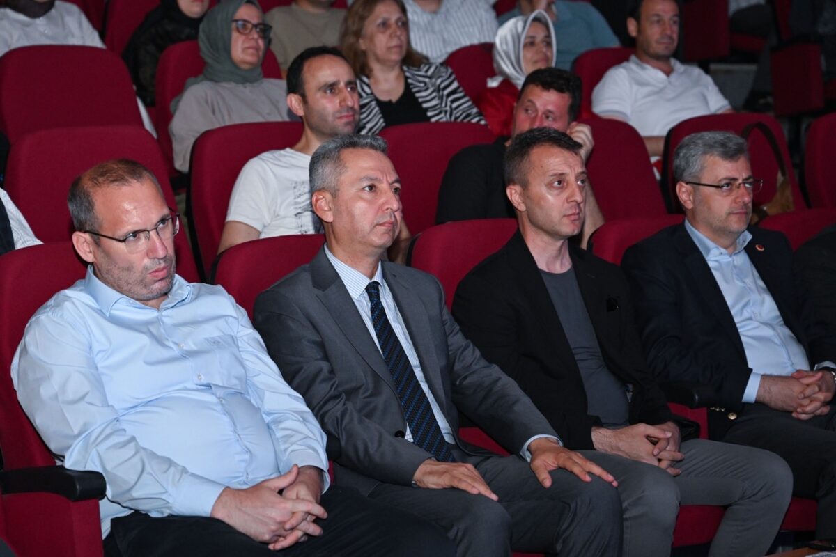 KSÜ Rektörü Okumuş, “Maraş’ın Üç Beyi” Anma Programına Katıldı