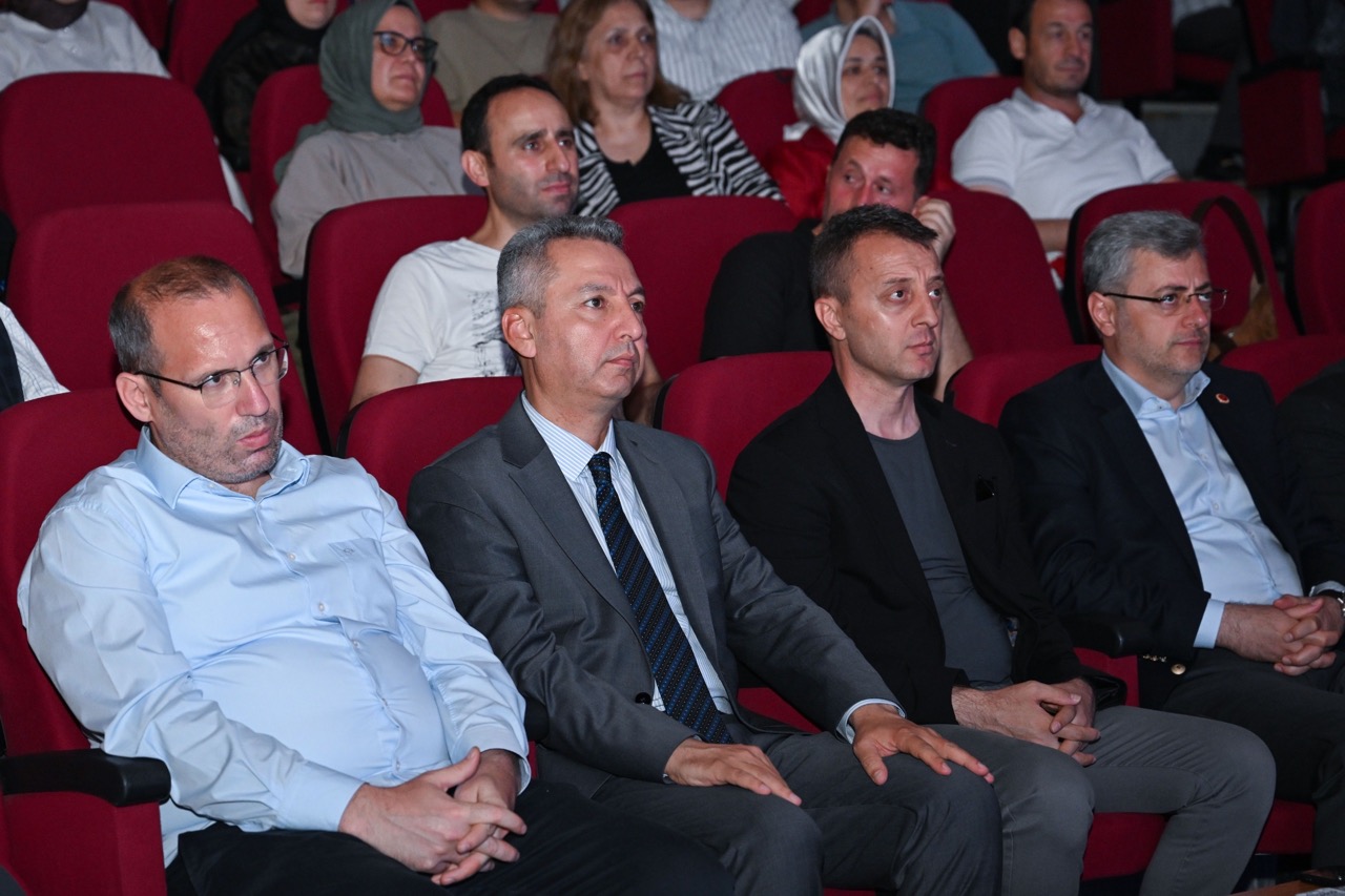 KSÜ Rektörü Okumuş, “Maraş’ın Üç Beyi” Anma Programına Katıldı