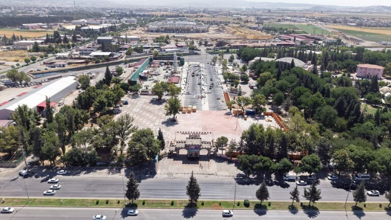 KAFUM’da Geleneksel Ağustos Fuarı Hazırlıkları Hızla Sürüyor