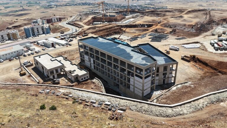 Kahramanmaraş’ın Yeni Sağlık Üssünde Çalışmalar Tüm Hızıyla Sürüyor