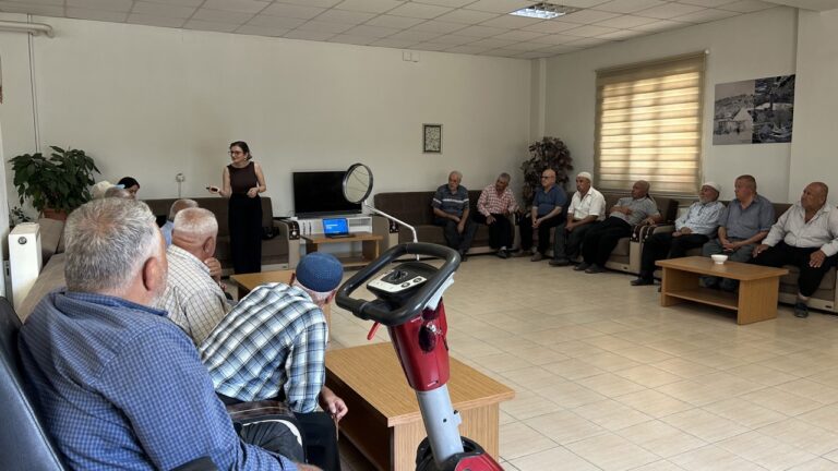 Büyükşehir’den Yaşlılara Dijital Güvenlik Eğitimi
