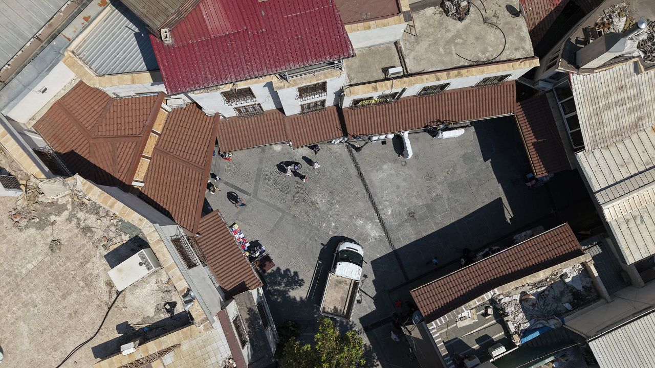 Büyükşehir’den Saraçhane Meydanı’na Tarihle Uyumlu Düzenleme