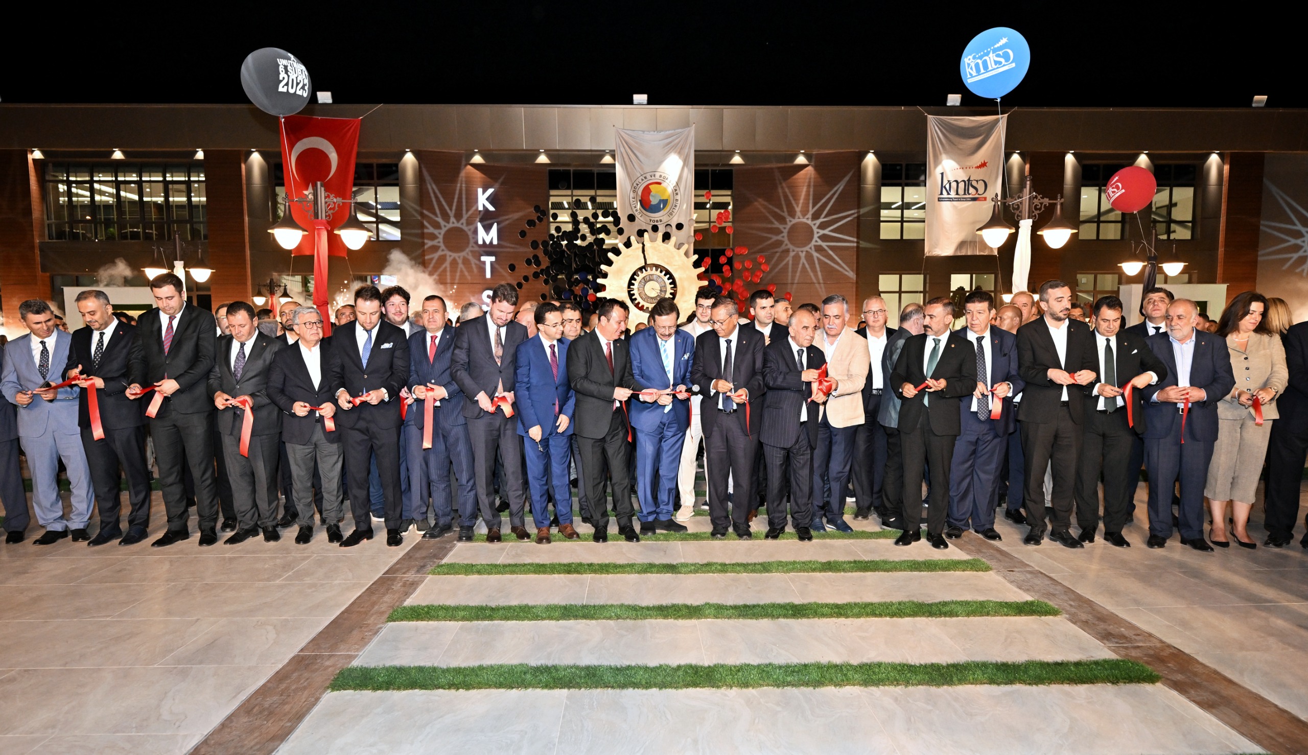 KMTSO Yeni Hizmet Binası Törenle Açıldı