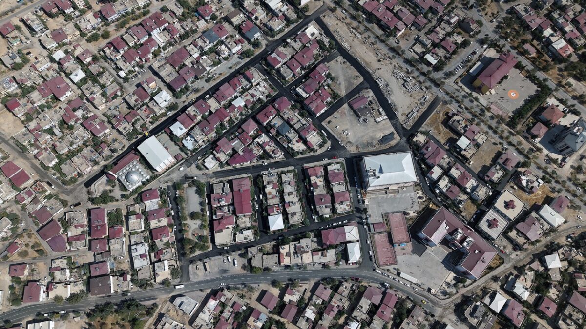 Büyükşehir, Şeyh Şamil’i Sokak Sokak, Cadde Cadde Sıcak Asfaltla Buluşturuyor