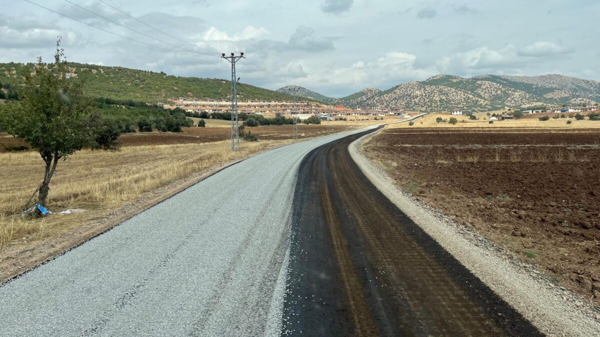 Göksun Yeniyapan’ın Yolu Büyükşehir’le Yenileniyor