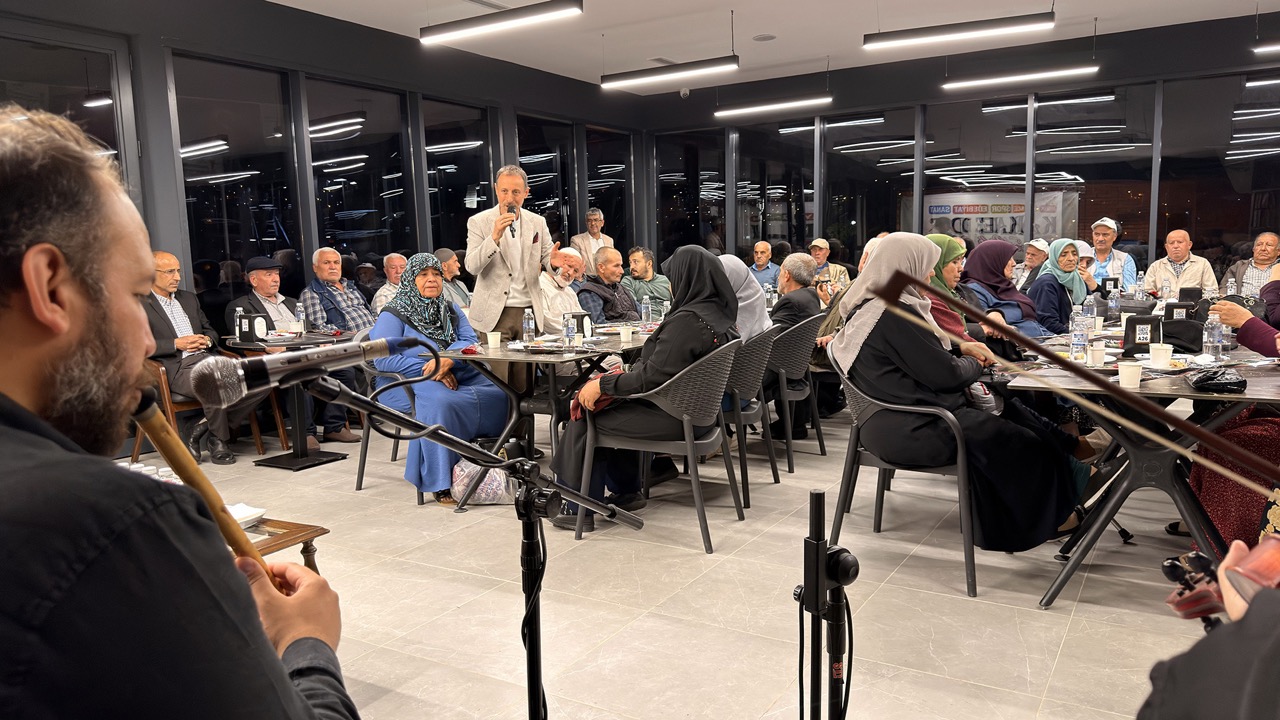 Büyükşehir, Şehrin Ulu Çınarlarını Kalede Müzik ve Neşeyle Buluşturdu