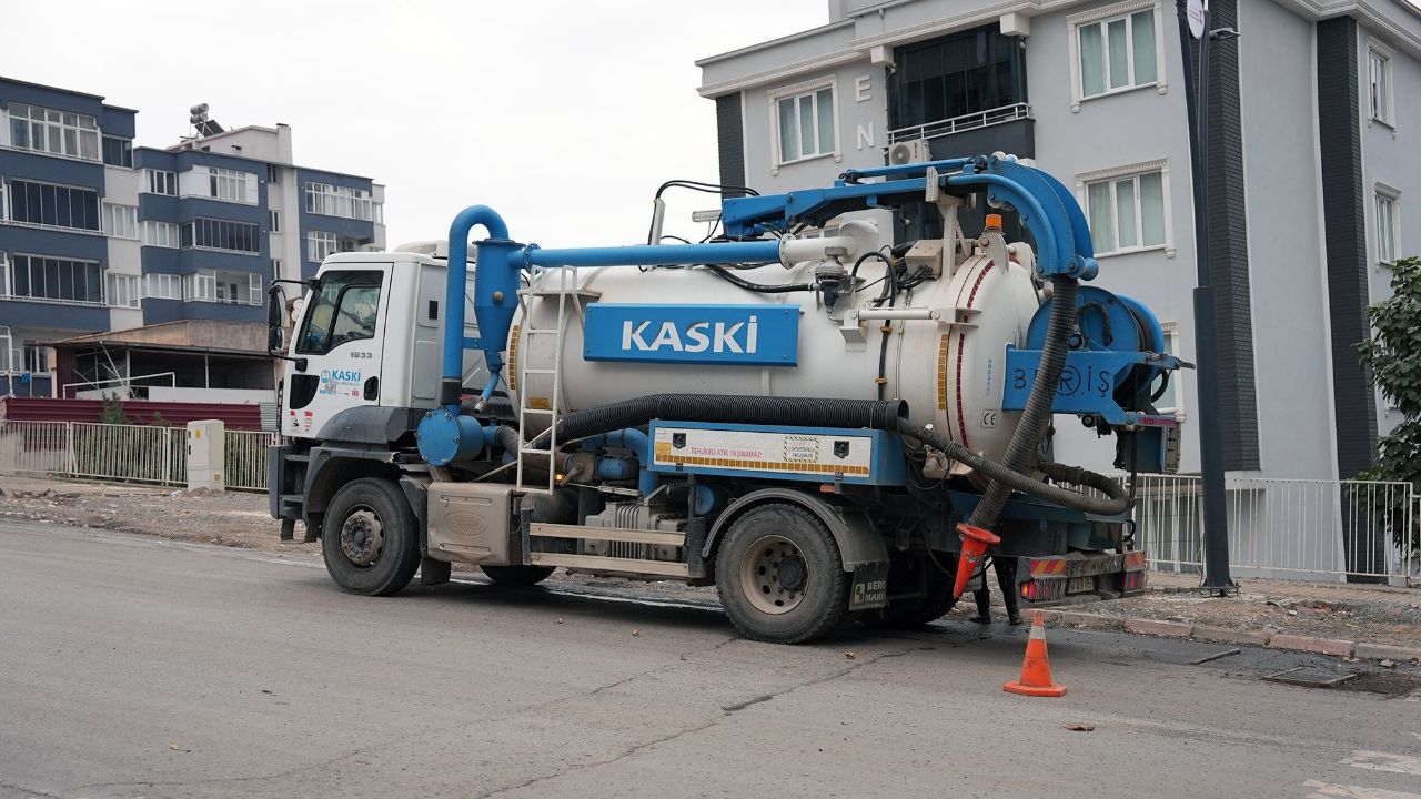KASKİ’den Sağanak Yağışlar Öncesi Sahada Yoğun Mesai