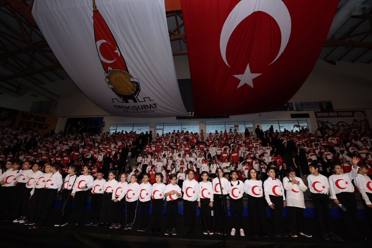 Onikişubat Belediyesi’nden Cumhuriyet’in 103. Yılına 1300 Sesli Dev Konser